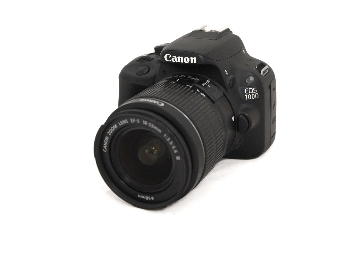 Canon Eos 100D + Canon 18-55mm F/3,5-5,6 EF-S IS III