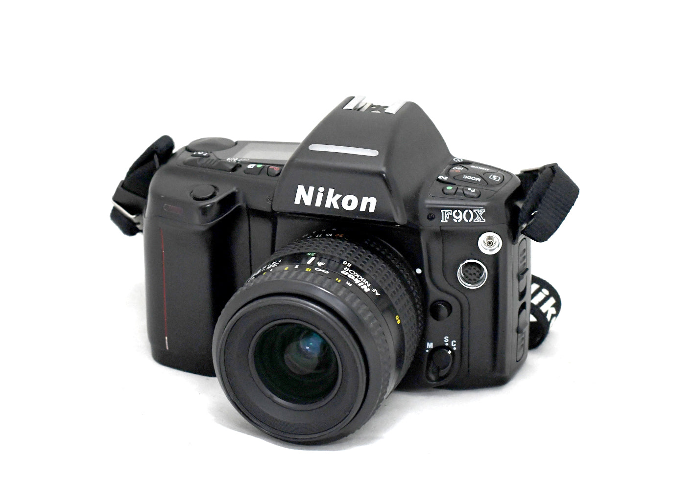 Nikon F90X + Nikon 35-80mmF/4-5,6 D