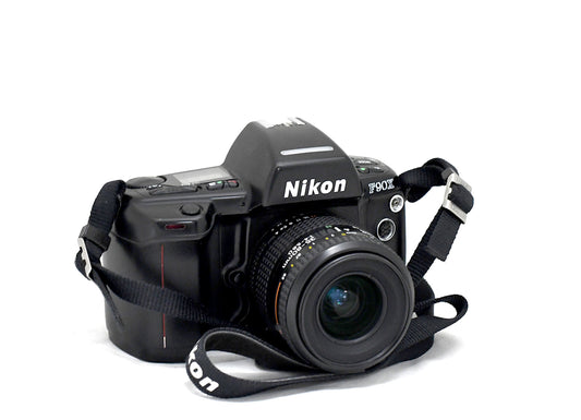 Nikon F90X + Nikon 35-80mmF/4-5,6 D