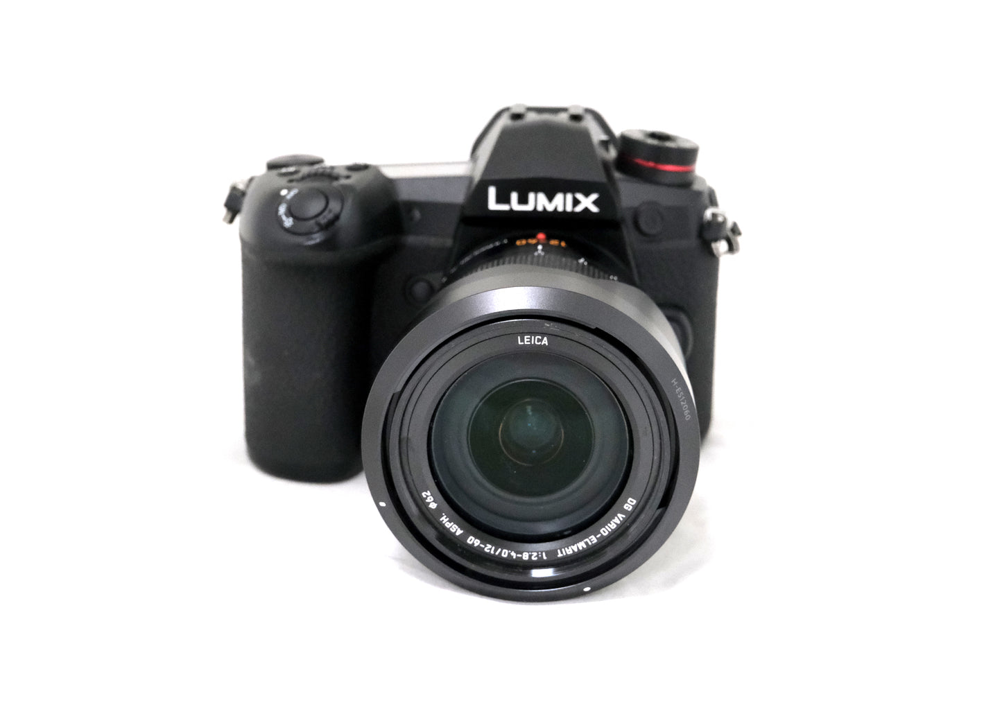 Panasonic Lumix G9 + Panasonic Leica 12-60mm F/2,8-4 ASPH + Batterigrepp