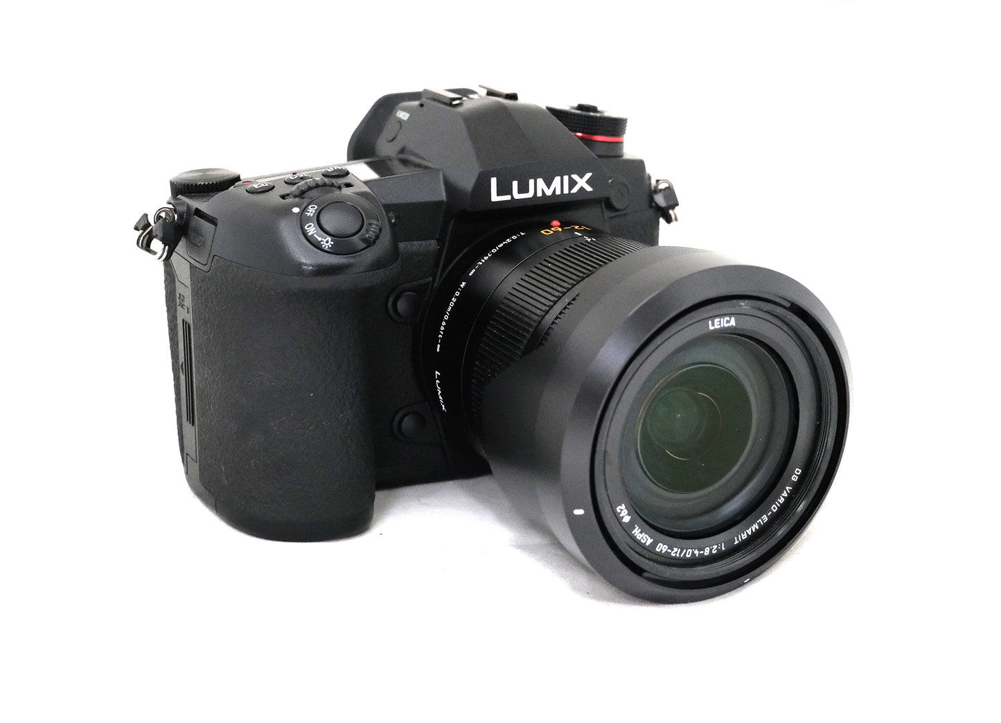 Panasonic Lumix G9 + Panasonic Leica 12-60mm F/2,8-4 ASPH + Batterigrepp