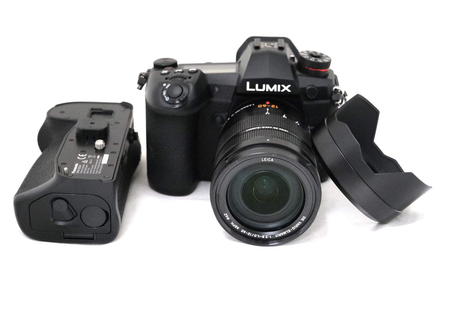 Panasonic Lumix G9 + Panasonic Leica 12-60mm F/2,8-4 ASPH + Batterigrepp